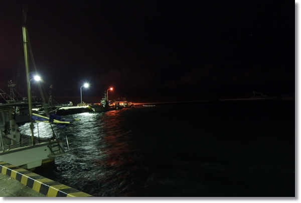 夜の閖上漁港